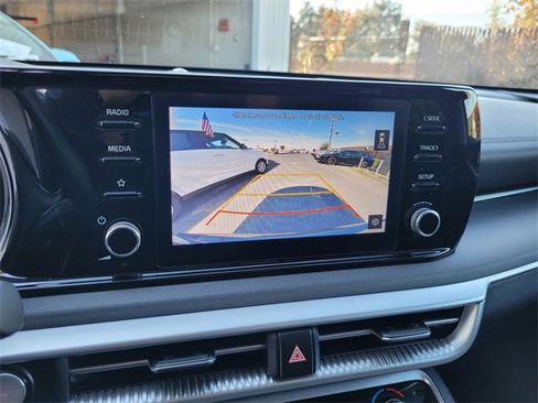 Used 2022 Kia K5 LXS image 18