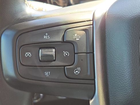 Used 2024 GMC Sierra 1500 SLT image 30