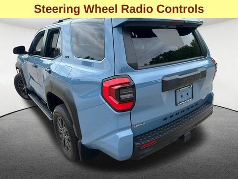 Used 2025 Toyota 4Runner SR5 AWD/4WD image 7