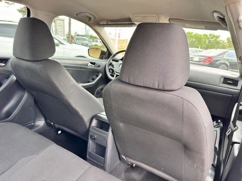 Used 2015 Volkswagen Jetta S w/ Welcome Package FWD image 16