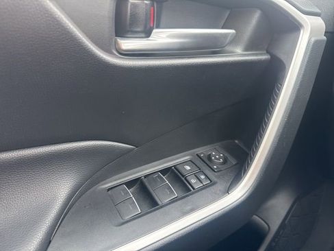 Used 2023 Toyota RAV4 XLE image 8