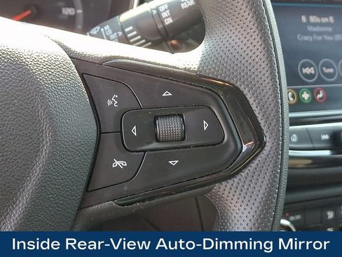 Used 2023 Chevrolet TrailBlazer LT w/ Convenience Package AWD/4WD image 8