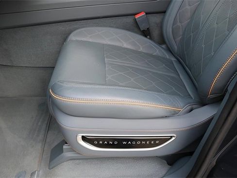 Used 2023 Jeep Grand Wagoneer L Series III w/ Rear Seat Video Group 1 image 14