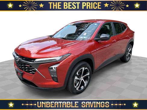 Certified 2024 Chevrolet Trax RS FWD image 1