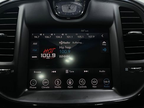 Used 2017 Chrysler 300 S w/ 300S Premium Group image 25