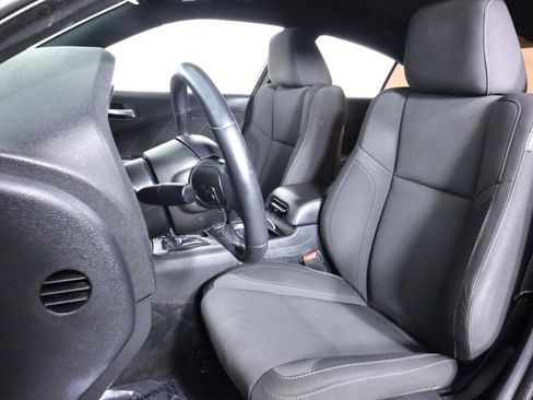 Used 2018 Dodge Charger SXT Plus w/ Blacktop Package image 27