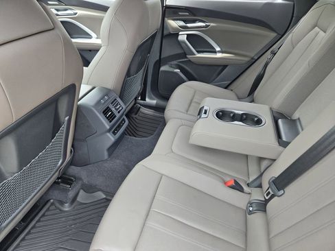 Certified 2025 Audi Q5 Prestige AWD/4WD image 40