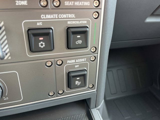 Used 2026 INEOS Grenadier Station Wagon AWD/4WD image 39