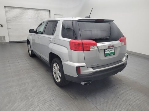 Used 2017 GMC Terrain SLE AWD/4WD image 5