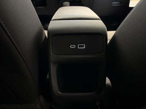 New 2026 Chevrolet Trax LT w/ Sunroof Package image 12