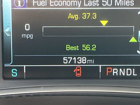 Used 2018 Chevrolet Malibu Hybrid w/ Driver Confidence Package FWD image 11