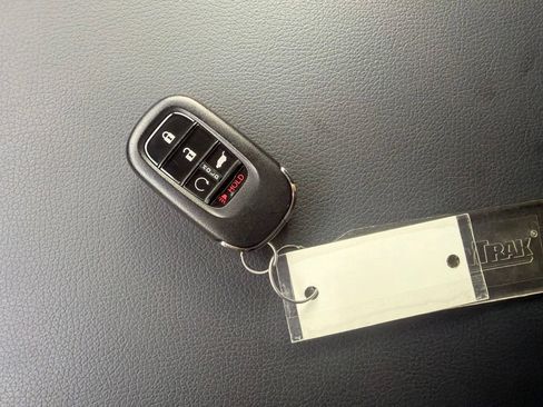 Certified 2026 Honda Pilot Touring image 24