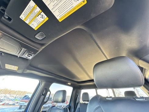 Used 2018 Ford F150 Raptor w/ Equipment Group 802A Luxury image 18