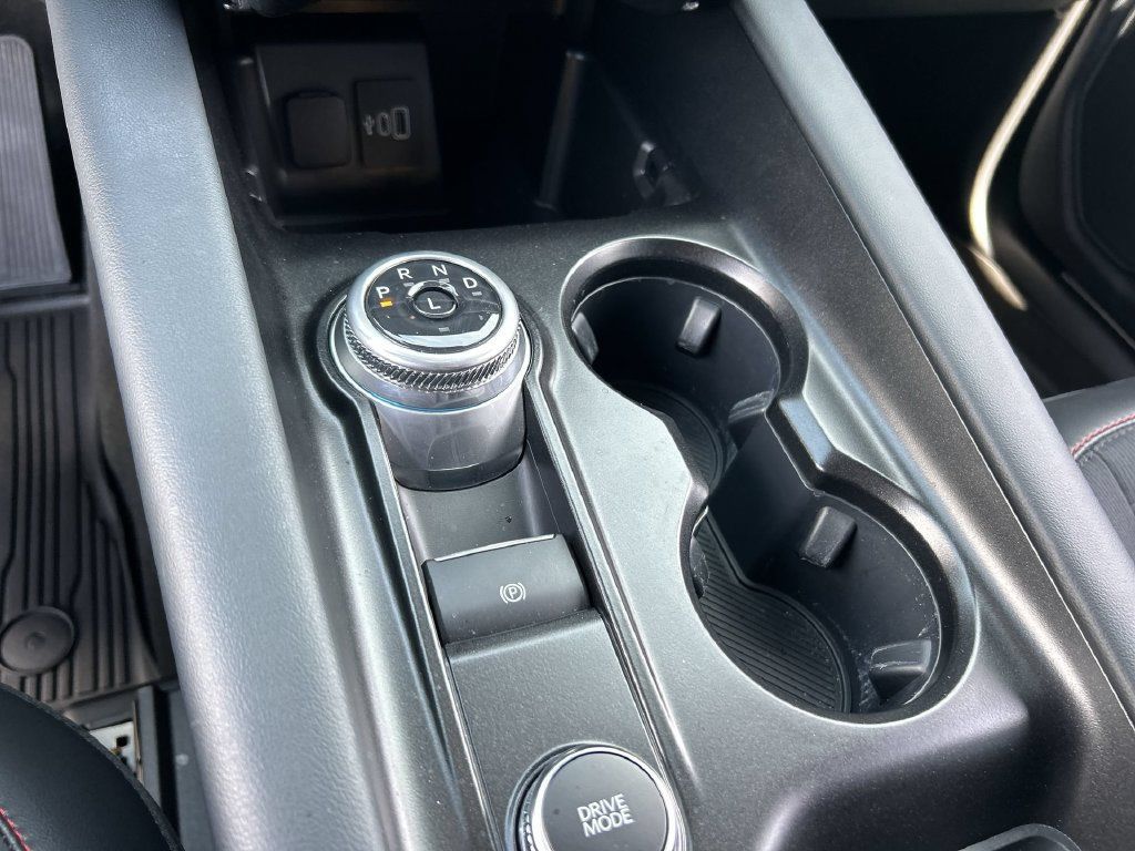 Used 2025 Ford Explorer ST-Line w/ Premium Package RWD image 16