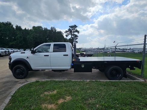 New 2026 RAM 5500 Tradesman AWD/4WD image 5