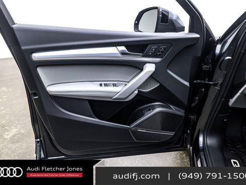 Used 2024 Audi Q5 2.0T Prestige w/ Prestige Package image 22