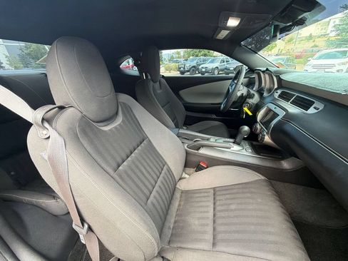 Used 2015 Chevrolet Camaro LS RWD image 17