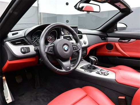 Used 2016 BMW Z4 sDrive28i image 4