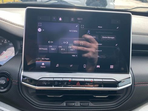 Used 2024 Jeep Compass Trailhawk image 24