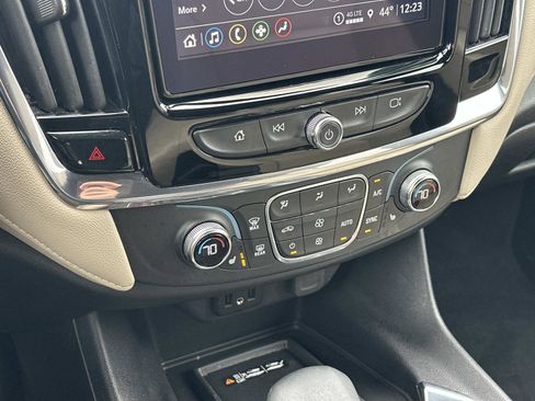 Certified 2023 Chevrolet Traverse LT image 30