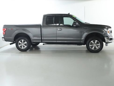 Used 2018 Ford F150 XLT w/ Equipment Group 302A Luxury AWD/4WD image 11