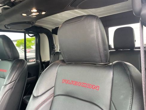 Used 2023 Jeep Gladiator Rubicon w/ LED Lighting Group image 21