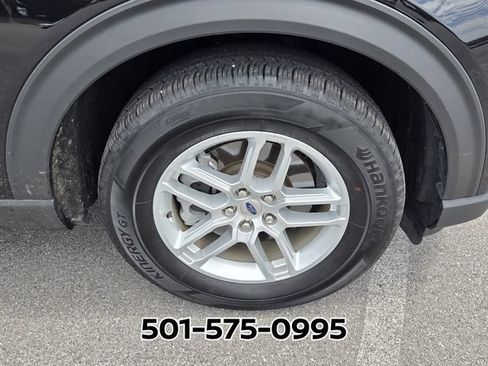 Used 2025 Ford Explorer Active w/ Active Comfort Package RWD image 18
