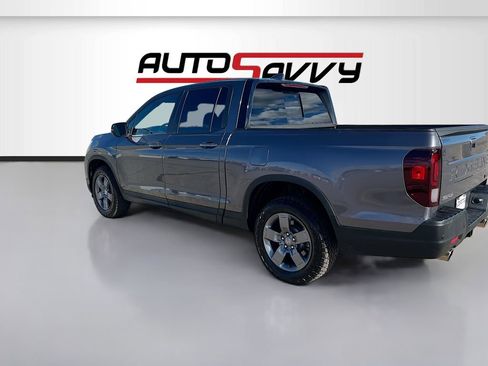 Used 2025 Honda Ridgeline TrailSport image 5