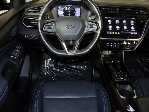 Used 2023 Chevrolet Bolt EUV Premier w/ Sun & Sound Package image 3