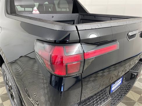 New 2025 Hyundai Santa Cruz SEL image 17