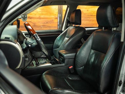 Used 2017 Lexus GX 460 Premium AWD/4WD image 9