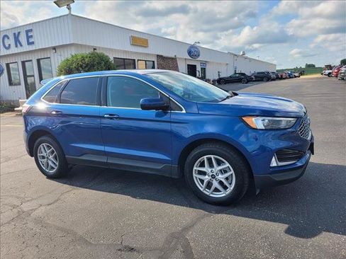 Certified 2024 Ford Edge SEL w/ Convenience Package AWD/4WD image 4