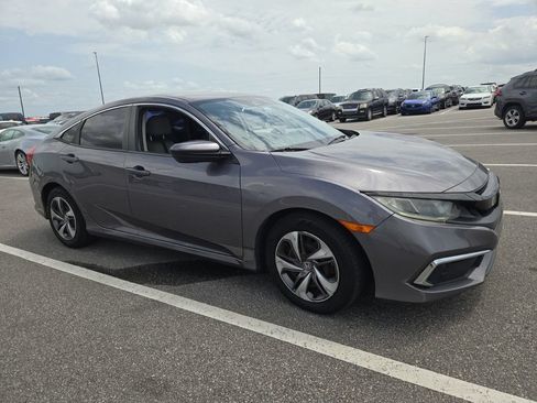 Used 2019 Honda Civic LX image 3