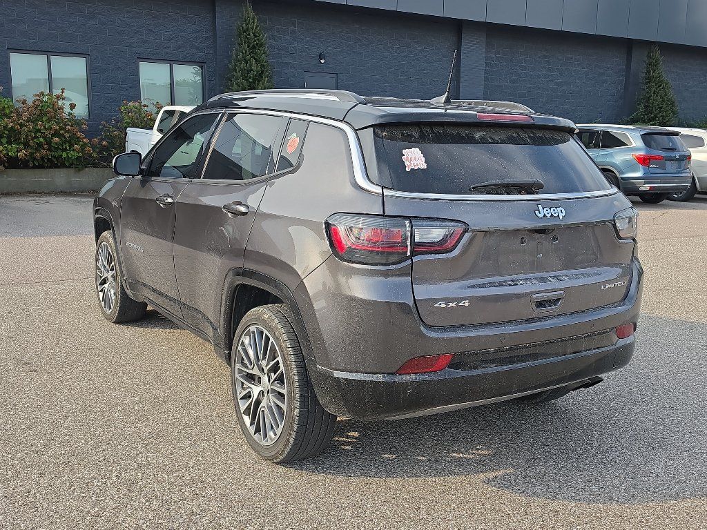 Used 2022 Jeep Compass Limited w/ Elite Group AWD/4WD image 5