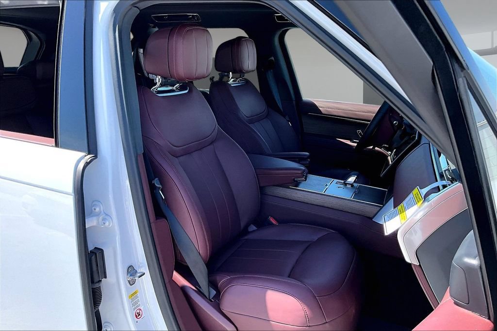 New 2026 Land Rover Range Rover SE AWD/4WD image 11