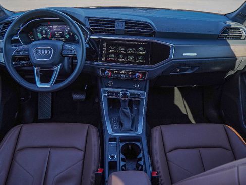 Certified 2025 Audi Q3 2.0T Premium w/ Convenience Package image 24