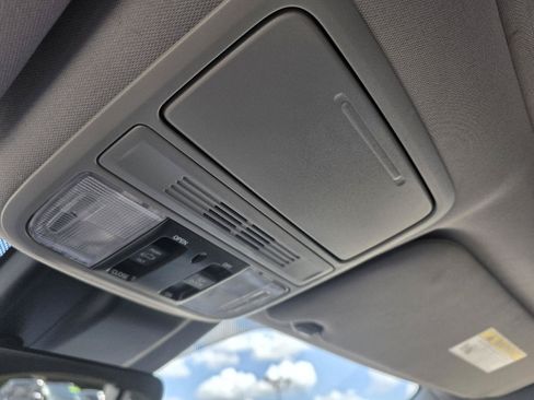 Used 2020 Honda Odyssey EX-L image 22