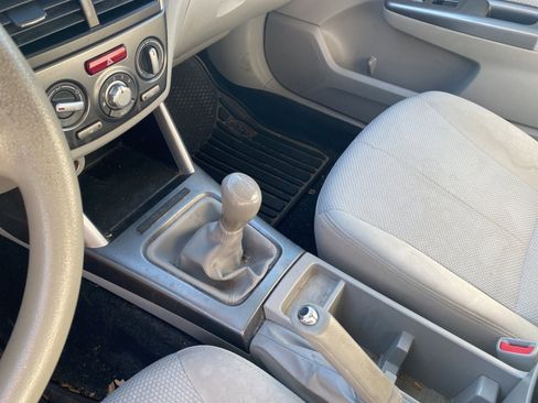 Used 2012 Subaru Forester 2.5X Premium image 4