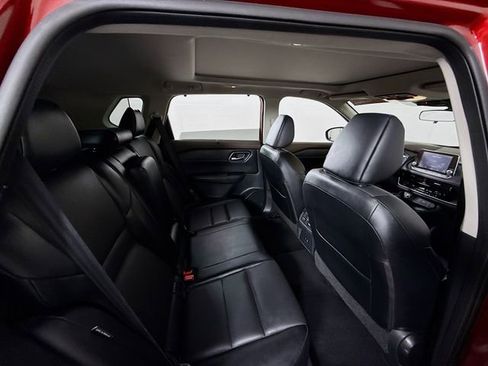 Certified 2021 Nissan Rogue SV w/ Premium Package image 29