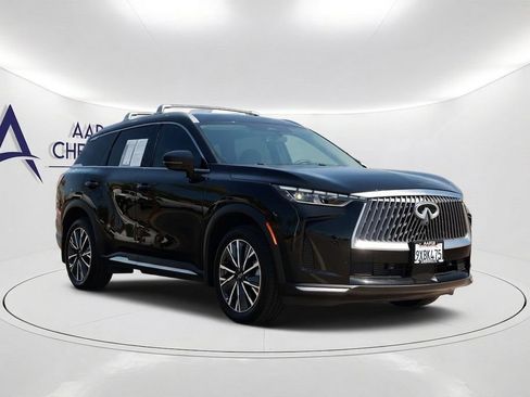 Used 2026 INFINITI QX60 Luxe w/ Cargo Package FWD image 3