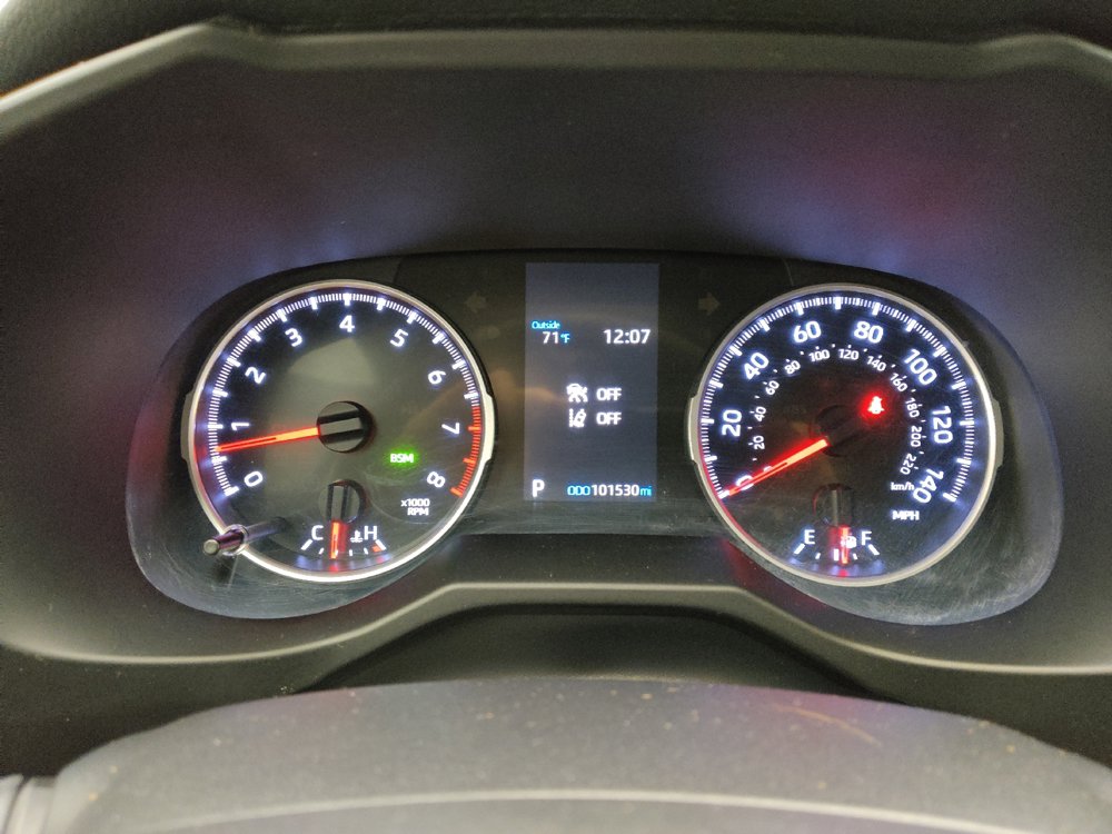 Used 2019 Toyota RAV4 XLE AWD/4WD image 23