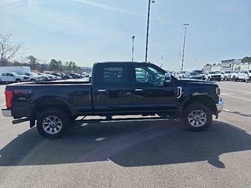 Used 2019 Ford F250 XLT w/ XLT Premium Package image 2