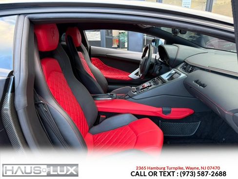 Used 2018 Lamborghini Aventador S AWD/4WD image 30