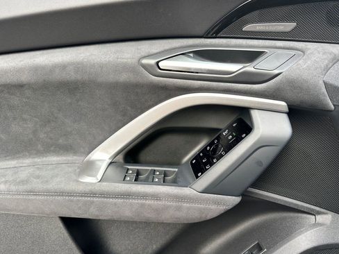 New 2025 Audi SQ5 Premium Plus image 10