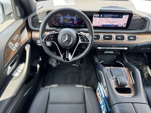 Certified 2025 Mercedes-Benz GLE 350 4MATIC image 12