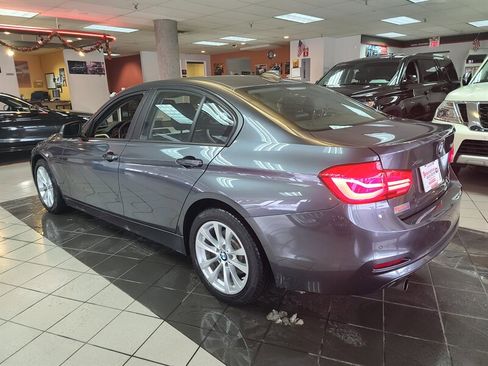 Used 2017 BMW 320i xDrive Sedan image 6