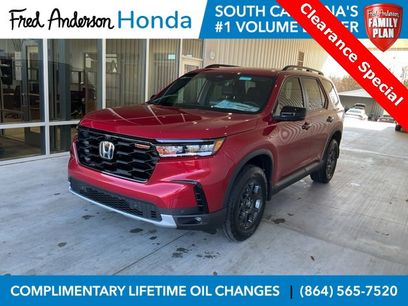 New 2025 Honda Pilot TrailSport