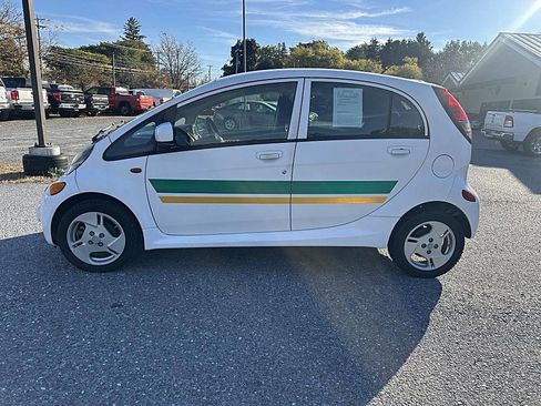 Used 2012 Mitsubishi i ES image 2