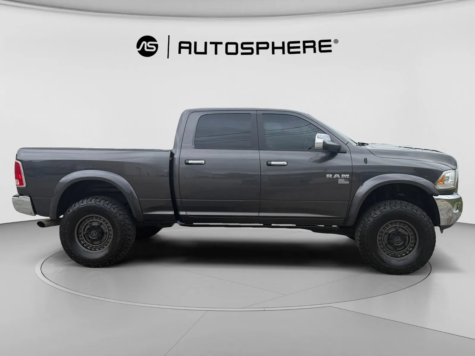 Used 2017 RAM 2500 Laramie AWD/4WD image 10