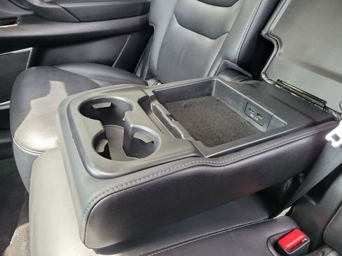 Used 2020 MAZDA CX-9 Touring w/ Touring Premium Package FWD image 13